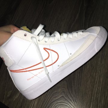 Nike Blazer Mid 77 оригинал