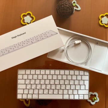 Беспроводная клавиатура Apple Magic Keyboard