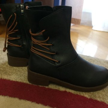 Ботинки 36 новые