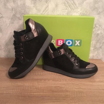 Кроссовки your box