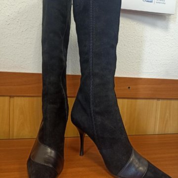 Сапоги Осень замша 38 р. Италия.