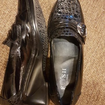 Туфли 39 размер отдам