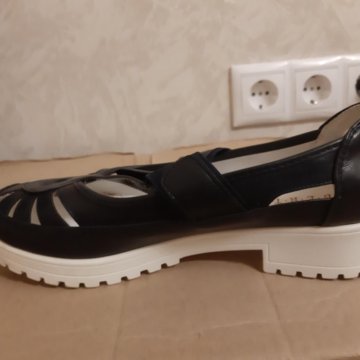 Продам туфли
