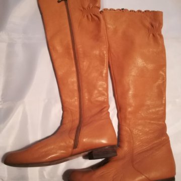 Сапожки женские