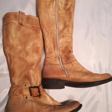 Сапожки женские