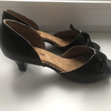 Туфли кожаные новые