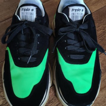 Кроссовки Amaia