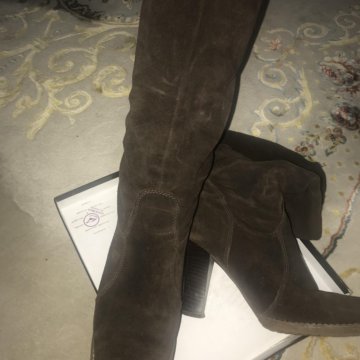 Замшевые сапоги