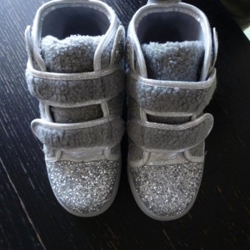 Новые осенние ботиночки для девочки, ст. 18 см.