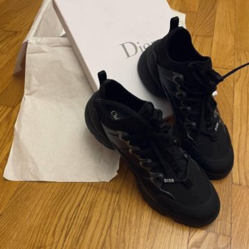 Кроссовки женские Dior