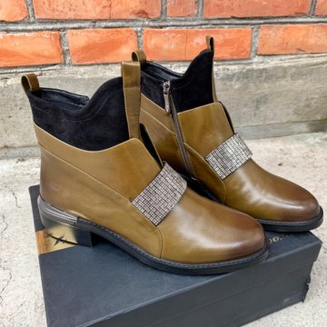 Ботинки осенние 39 размер кожа