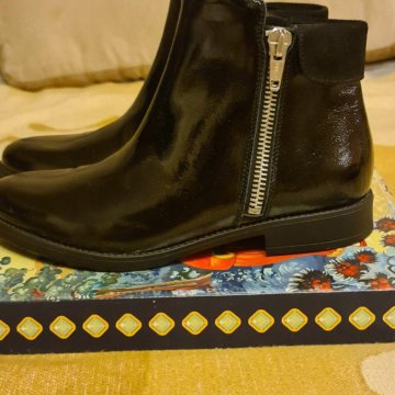 Ботинки демисезонные женские