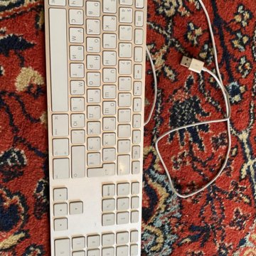 Клавиатура Apple