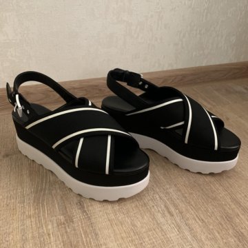 Босоножки Майкл Корс