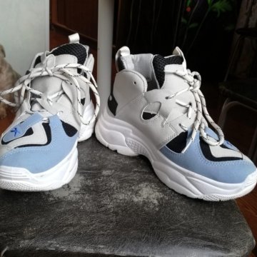 Кроссовки ботинки