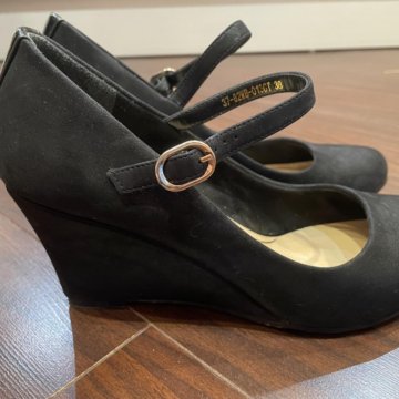 Туфли женские