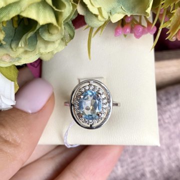 Кольцо голубой топаз серебро 925
