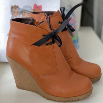 Ботинки осенние