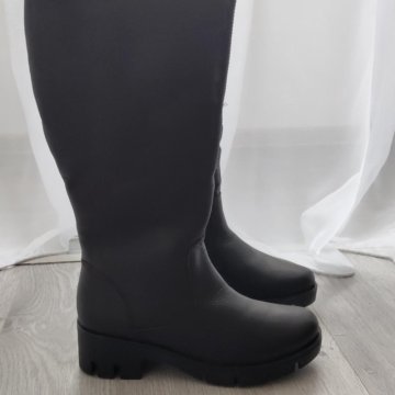 Сапоги женски