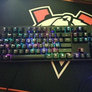 Комплект игровой клавиатура/ мышь/ коврик HATOR