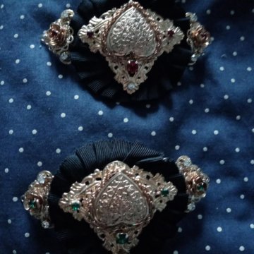 Заколки для волос