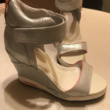 Босоножки ASH, новые, размер 39