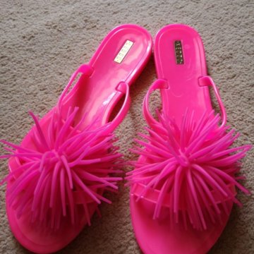 Шлёпанцы женские новые