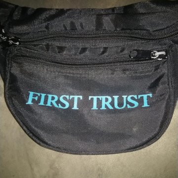 Поясная сумка новая