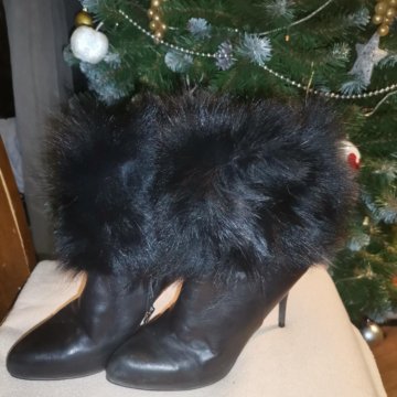 Красивые зимние ботильоны р. 38