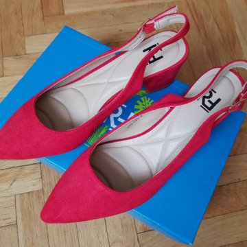 Туфли 38 размер новые