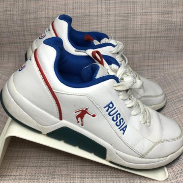 Кроссовки женские размер 37