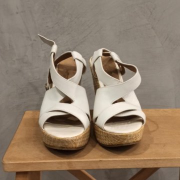 Сандали женские