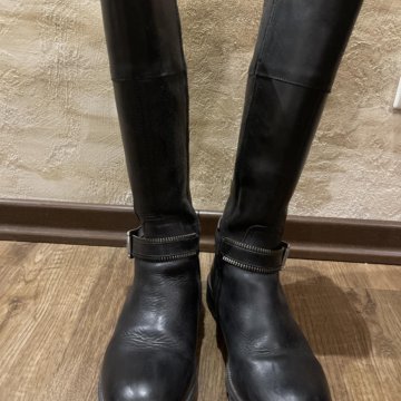 Сапоги на девочку 35