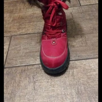 Ботинки женские р.40-41