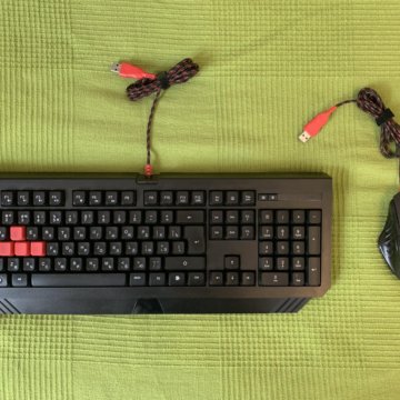 Комплект клавиатура и мышь