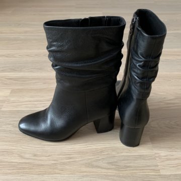 Демисезонные женские ботинки кожаные 37 р