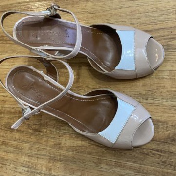 Босоножки 37 р.