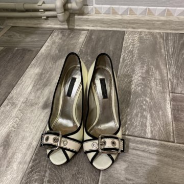 Босоножки Dolce & Gabbana оригинал, размер 35,5