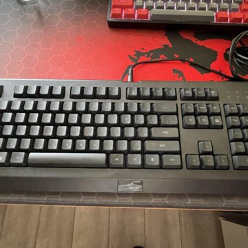 Игровая клавиатура Razer