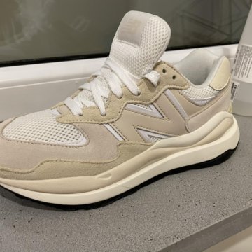 Кроссовки женские NewBalance
