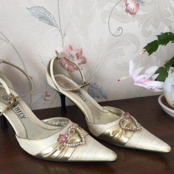 Прекрасные свадебные/вечерние туфли, 37.5 размер