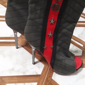 Сапожки 39.5 лето очень стильные