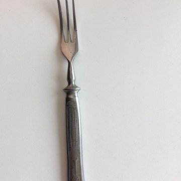 Вилка десертная
