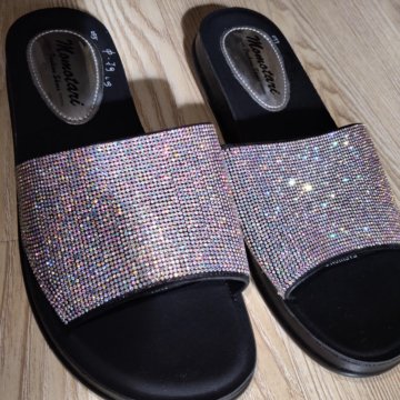 Новые шлепанцы 39 р