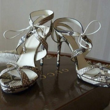 Босоножки GUCCI питон