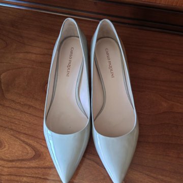 Женские туфли