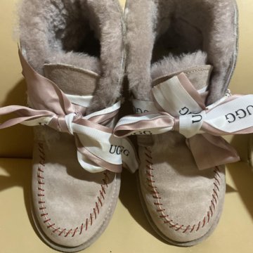 Ugg 37 размер мех натуральный, кожа