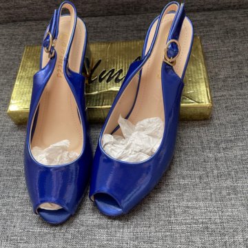 Летние босоножки