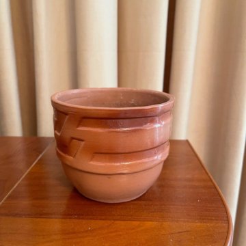 Керамический горшок