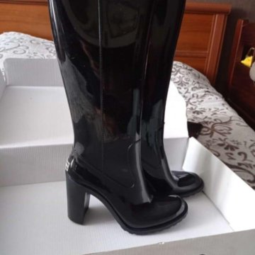 Резиновые сапоги р. 38